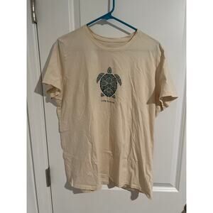Life is Good Mosaic Turtle Short Sleeve Tee – Size XL – Putty (Cream)